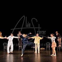 FamilyPortrait 20240330 033.jpg