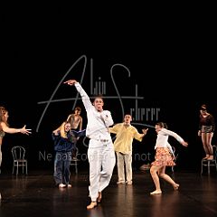 FamilyPortrait 20240330 035.jpg