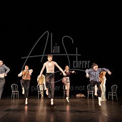 FamilyPortrait 20240330 037.jpg