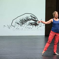 Qu est_ce_qui_nous_arrive_20130620_029 CPR.jpg