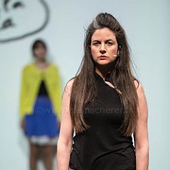 Qu est_ce_qui_nous_arrive_20130620_032 CPR.jpg