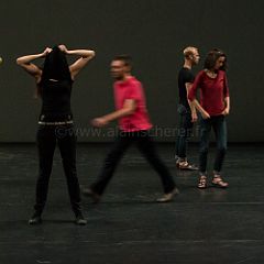 Qu est_ce_qui_nous_arrive_20130620_057 CPR.jpg