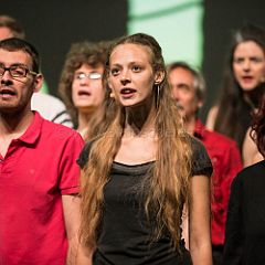 Qu est_ce_qui_nous_arrive_20130620_077 CPR.jpg